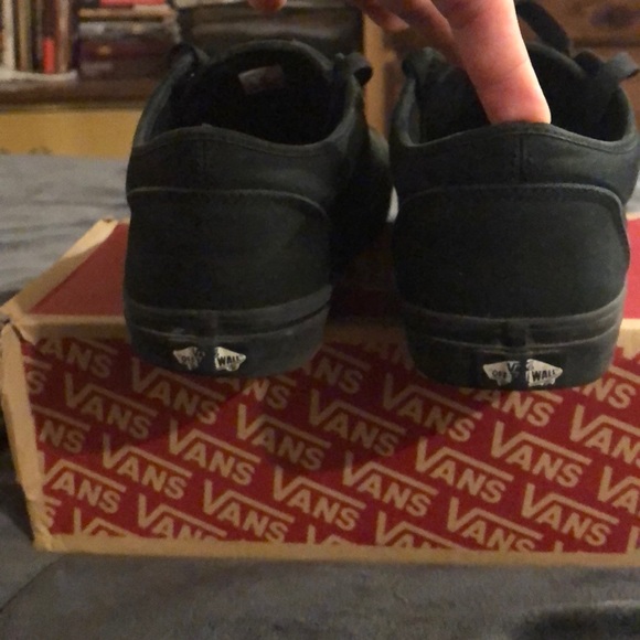 (Canvas) black on black vans - Picture 5 of 6